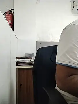 Desi_Gujju_Boy Adlı Modelin Web Kamerası Şovu