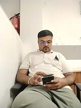 Desi_Gujju_Boy Show in webcam