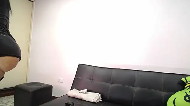 XXX chat uživo modela S_Mia