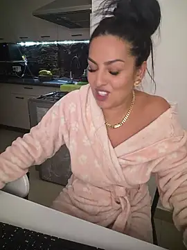 hot-babygirl Adlı Modelin Web Kamerası Şovu