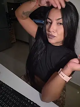 hot-babygirl Webcam show