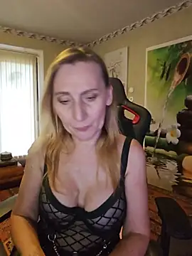 دردشة HotLana69 الجنسية المباشرة