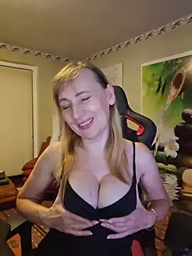 Chat +18 de HotLana69 ao vivo