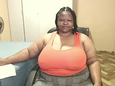 sweetnoziexx XXX чат на живо
