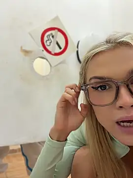 Nicoleevien Шоу с уебкамера
