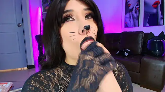 kayilyn Pertunjukan Webcam