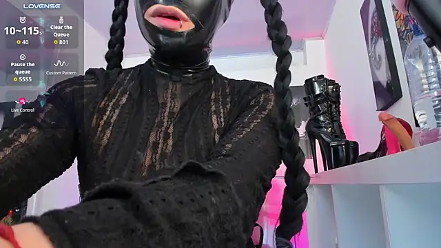 kayilyn Adlı Modelin Canlı XXX Sohbeti