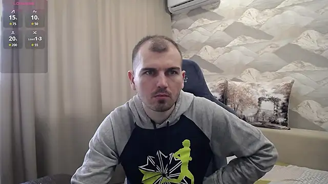 SerzhKorol1's Webcam Show