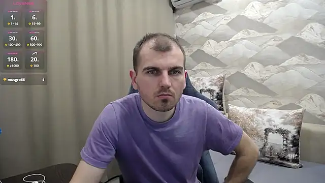 SerzhKorol1's Webcam Show