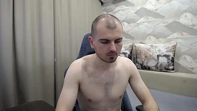 SerzhKorol1 Adlı Modelin Web Kamerası Şovu