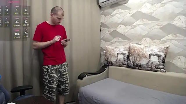 Show modela SerzhKorol1 na web-kameri
