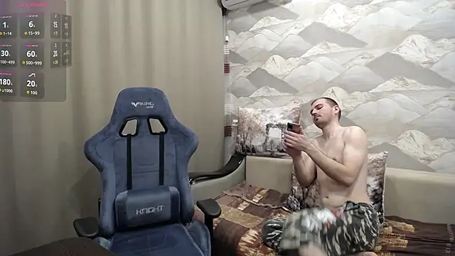 Webkamerová show SerzhKorol1