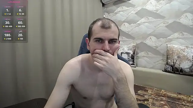 SerzhKorol1 webcam show