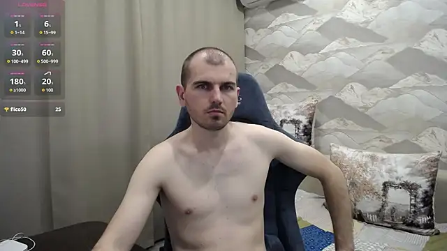 SerzhKorol1 Show in webcam