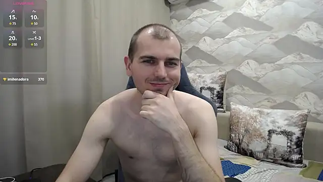 SerzhKorol1 Show in webcam
