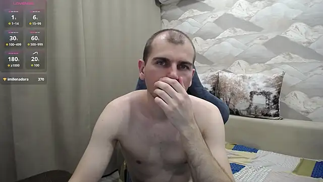 SerzhKorol1 Adlı Modelin Web Kamerası Şovu