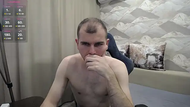 SerzhKorol1 webcam show