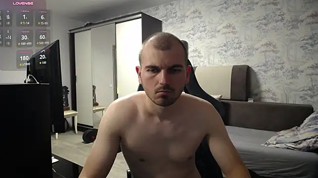 SerzhKorol1 Pertunjukan Webcam
