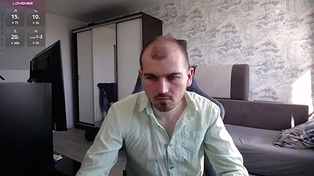 Show de SerzhKorol1 na webcam