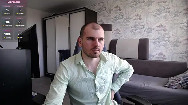 Webkamerová show SerzhKorol1