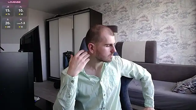 SerzhKorol1 网络视讯表演