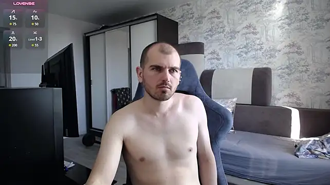 Show de SerzhKorol1 na webcam