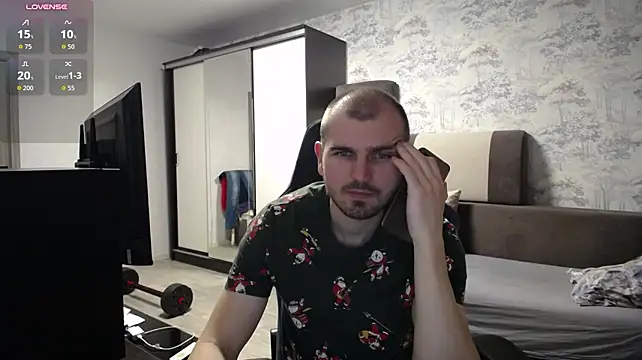 SerzhKorol1 网络视讯表演