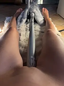 ChiaraLewis' Webcam Show