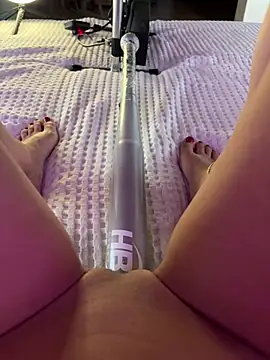 ChiaraLewis' Webcam Show