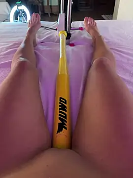 ChiaraLewis' Webcam Show