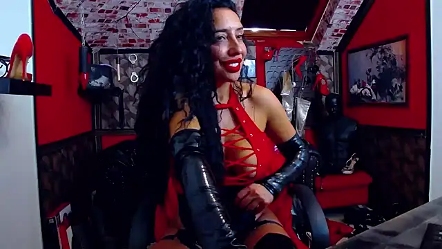DommeBellatrix Pertunjukan Webcam