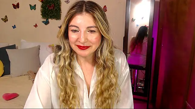 Jolie-Mature Webcamshow