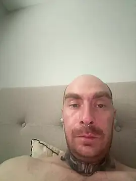 amiallowed Pertunjukan Webcam