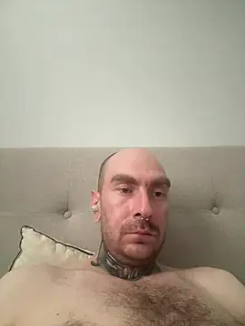 Show modela amiallowed na web-kameri