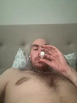 amiallowed's Webcam Show