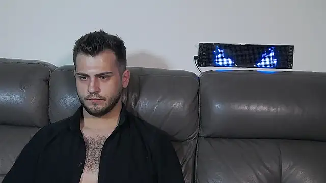 CrazyDom1 Webcam show
