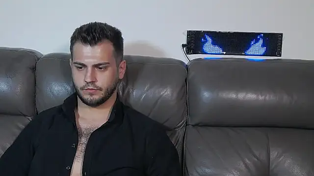 CrazyDom1 Webcam show
