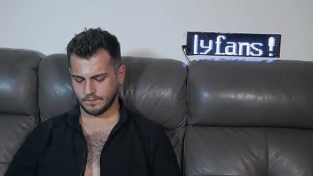 CrazyDom1 Webcam show