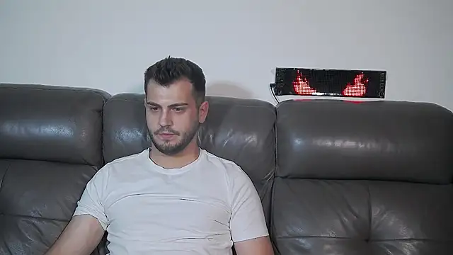 CrazyDom1 Webcam show