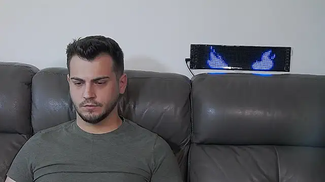 CrazyDom1 Webcam show