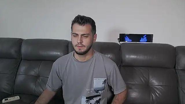 CrazyDom1 Webcam show