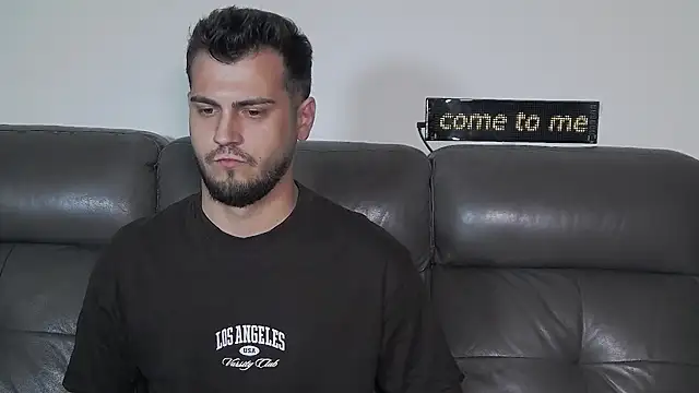 CrazyDom1's Webcam Show