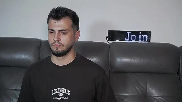 CrazyDom1 Webcam show