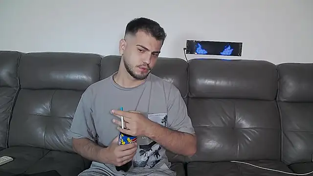 CrazyDom1 Webcam show