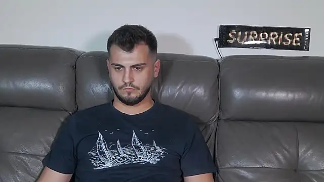 CrazyDom1 Webcam show