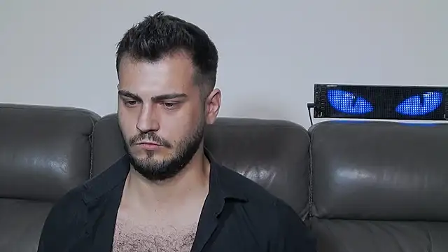 CrazyDom1 Webcam show
