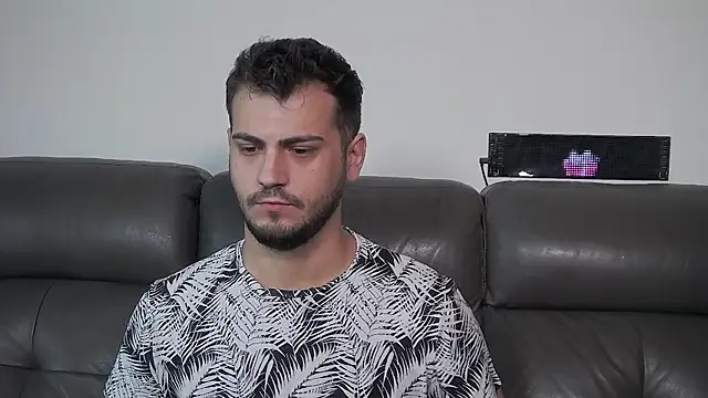 CrazyDom1 Webcam show