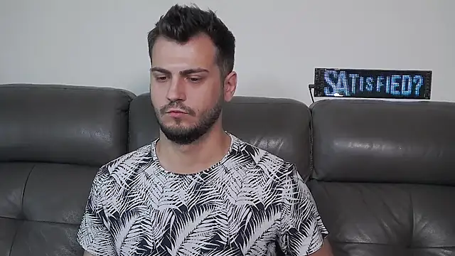 CrazyDom1 Webcam show