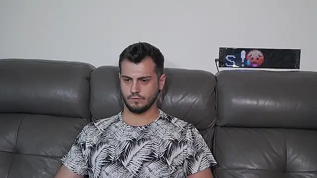 CrazyDom1 Webcam show