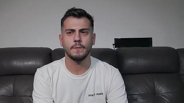 CrazyDom1 Webcam show